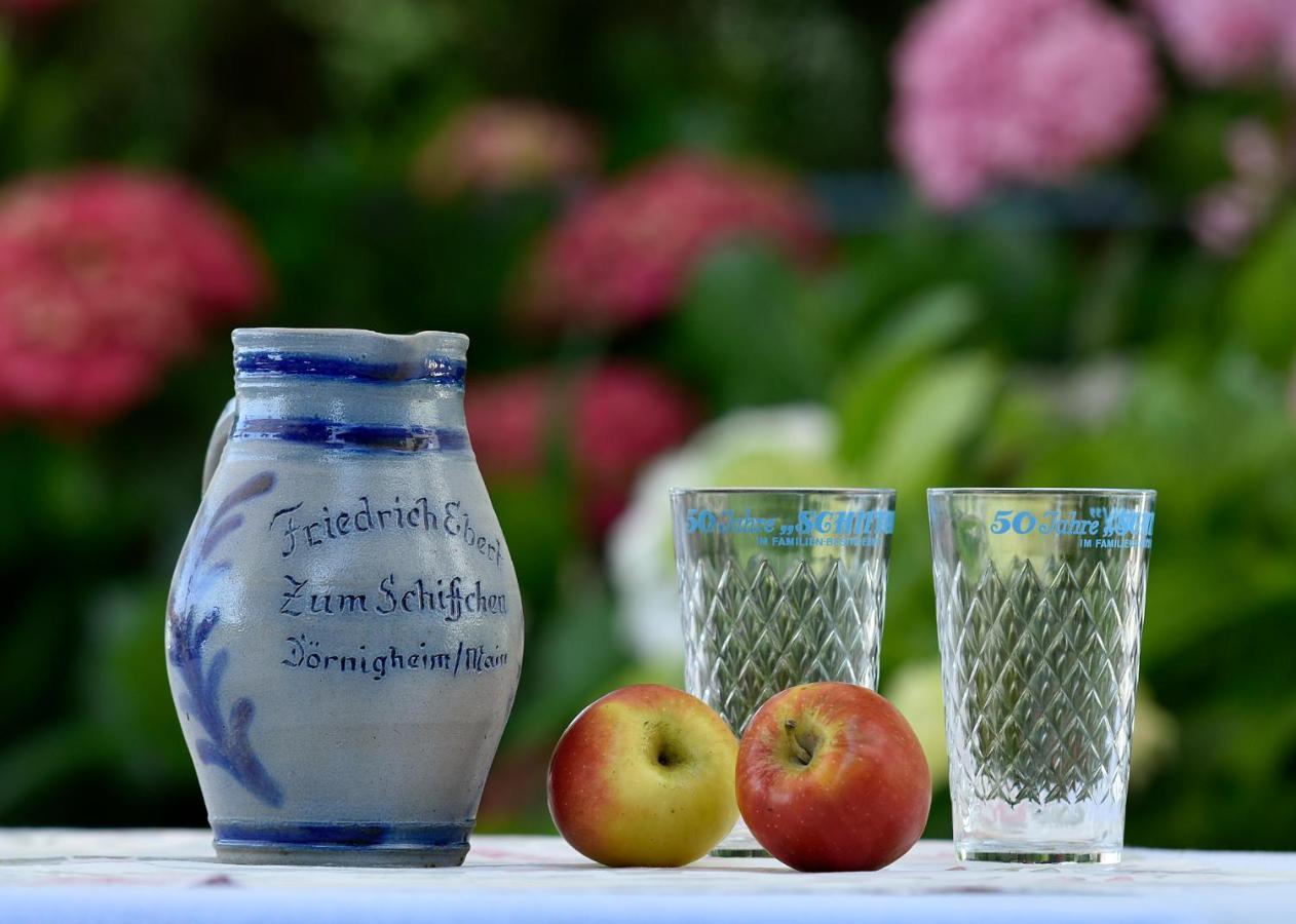 Hotel Restaurant Zum Schiffchen ไมน์ทาล ภายนอก รูปภาพ