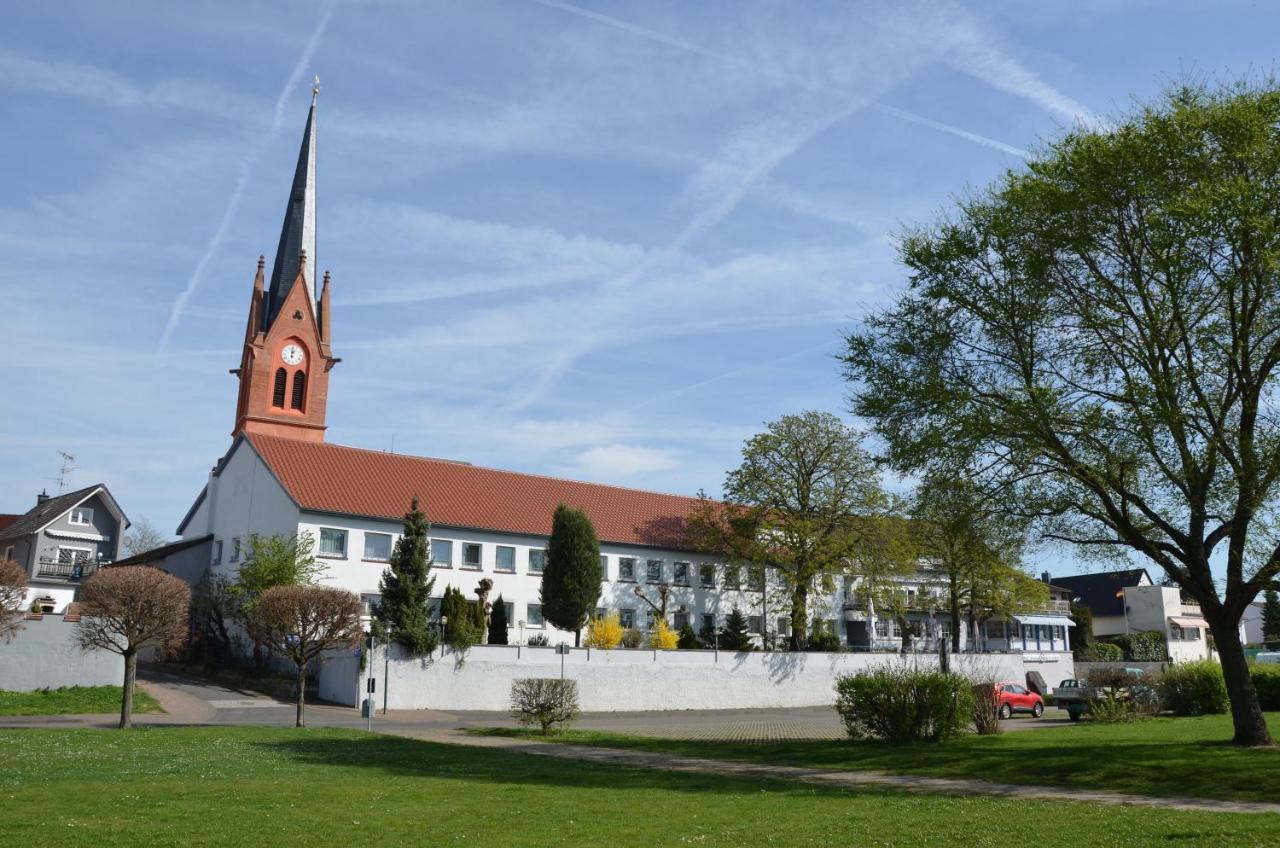 Hotel Restaurant Zum Schiffchen ไมน์ทาล ภายนอก รูปภาพ