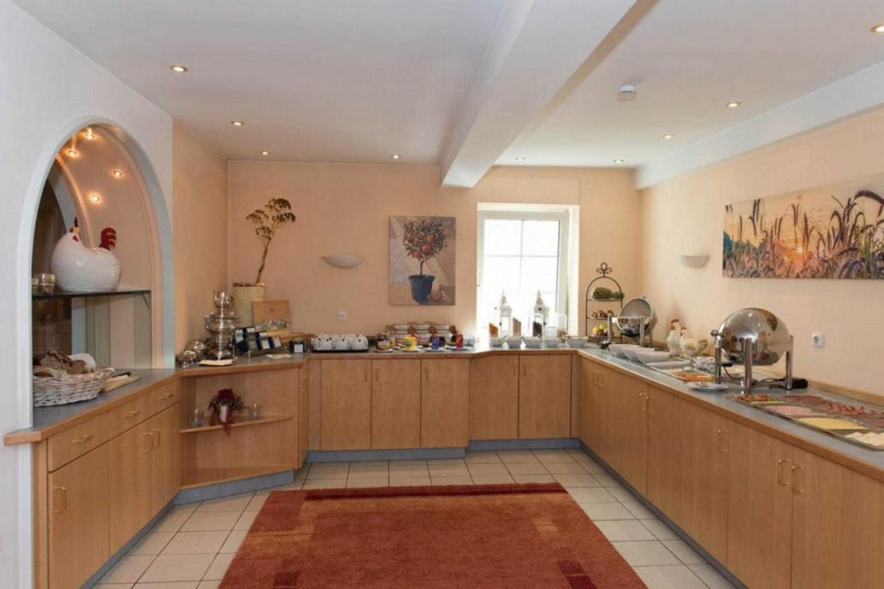 Hotel Restaurant Zum Schiffchen ไมน์ทาล ภายนอก รูปภาพ