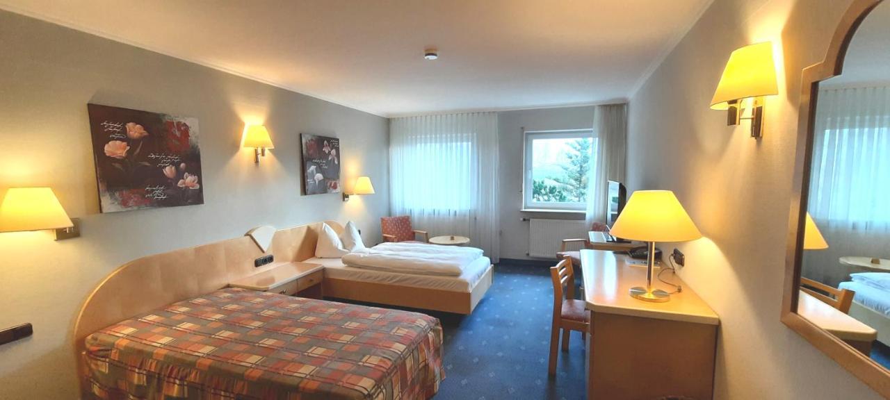 Hotel Restaurant Zum Schiffchen ไมน์ทาล ภายนอก รูปภาพ